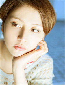 尾崎娜娜
